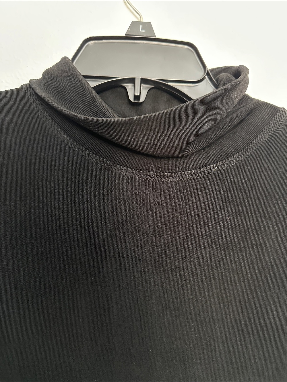 Chico’s Travelers Turtleneck Basic Sleeveless Top - Picture 2 of 5